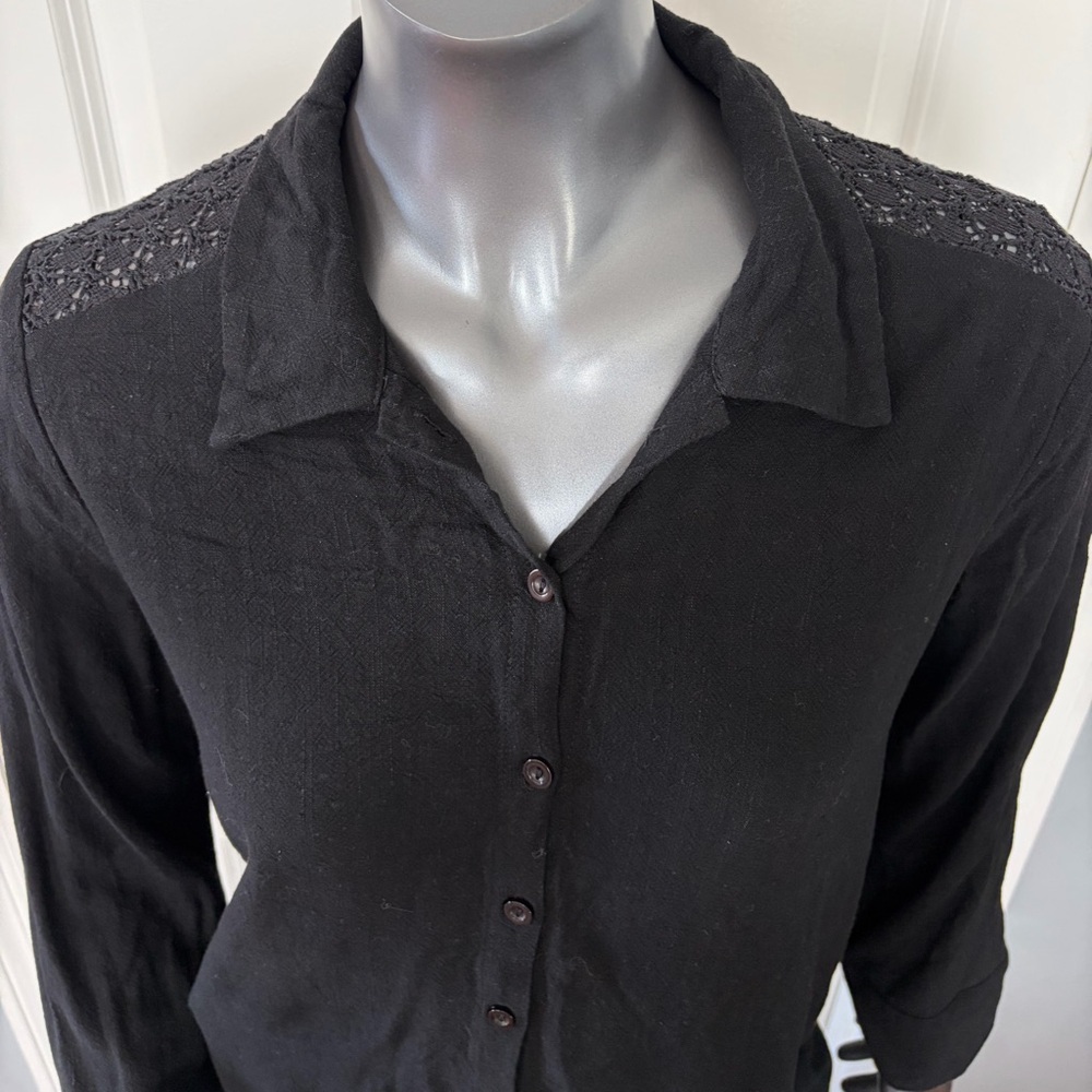 Lulu's Sophisticated Flair Black Crochet Button-Up with Crocheted Lace Shoulder